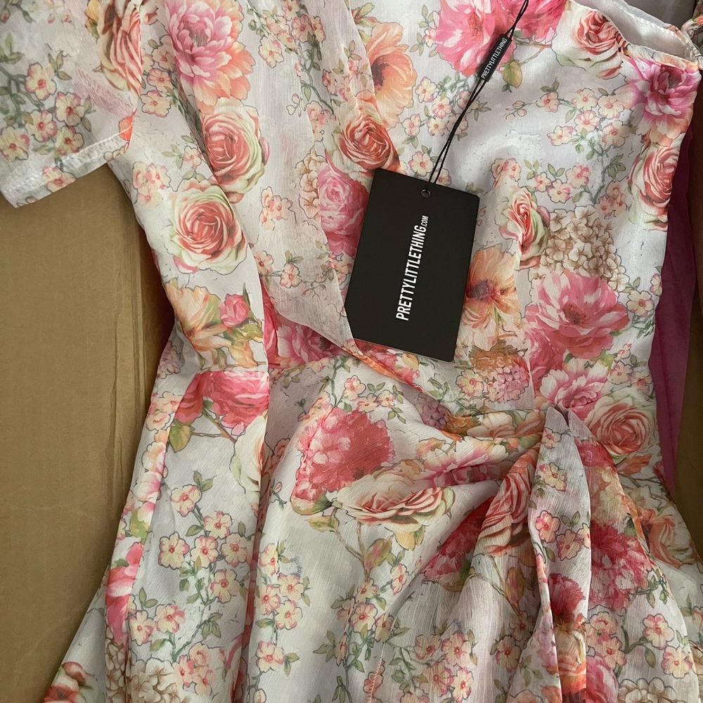 Pretty Little Thing: Pink Flora Chiffon One Shoulder dress. Never worn!